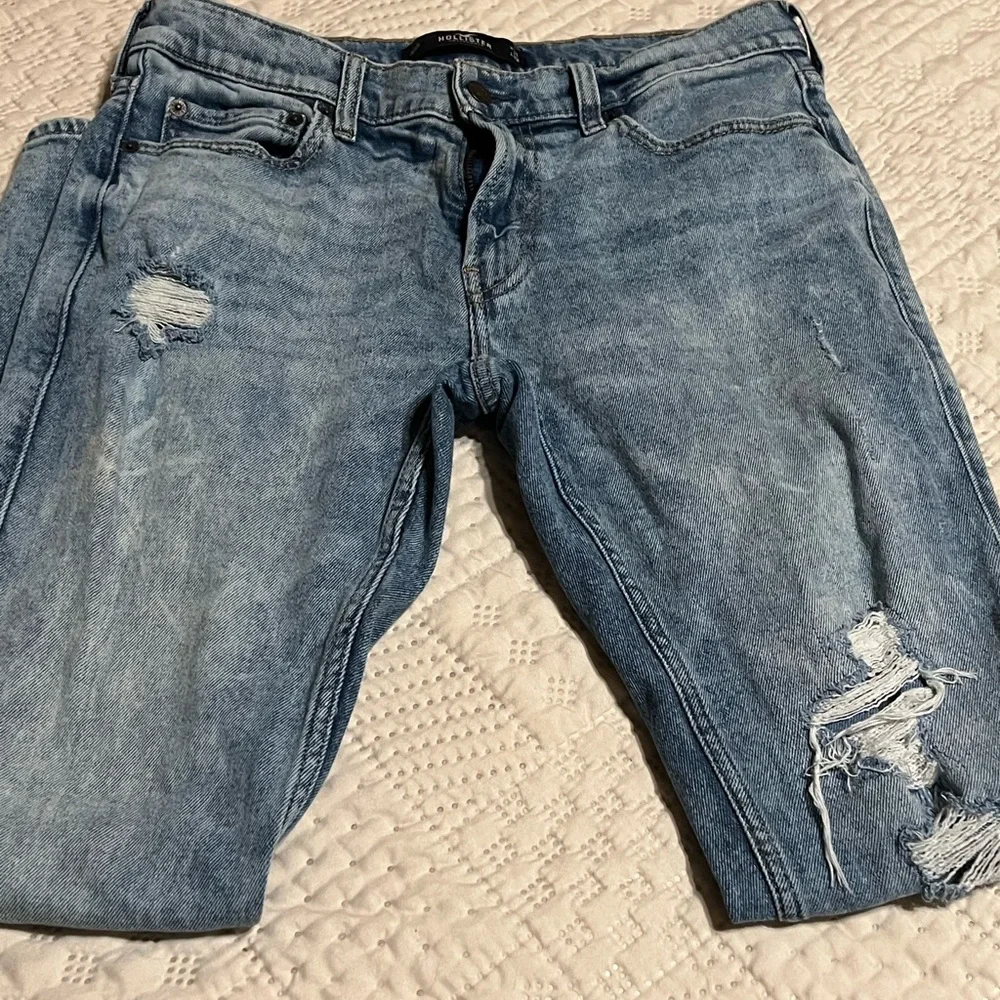 - Hollister Skinny Epic Flex Jeans Light  Wash 31x32 Distressed - Picture 2 of 6